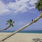 Superbe T2 Avec Vue Sur Le Port Et La Avec Parking Privé 4rp221 *