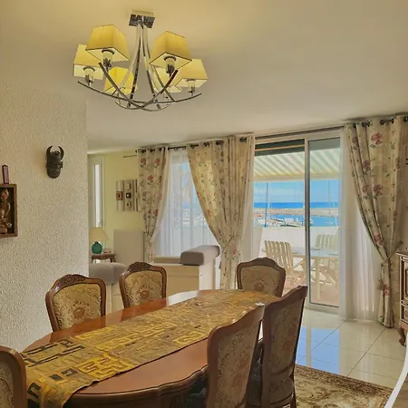 Superbe T2 Avec Vue Sur Le Port Et La Avec Parking Prive 4rp221 Apartment Le Barcares