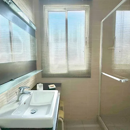 Superbe T2 Avec Vue Sur Le Port Et La Avec Parking Prive 4rp221 Apartment