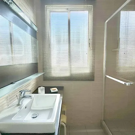 Superbe T2 Avec Vue Sur Le Port Et La Avec Parking Privé 4rp221 Appartamento